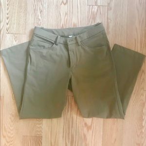 Men’s Classic ABC Lululemon pants size 28